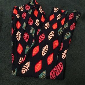 Tc Lularoe leggings